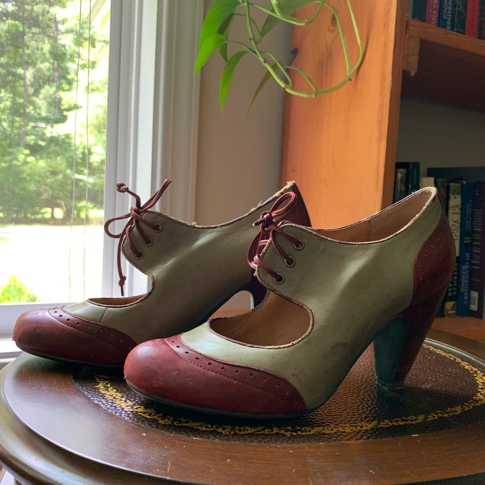 Vintage Pumps